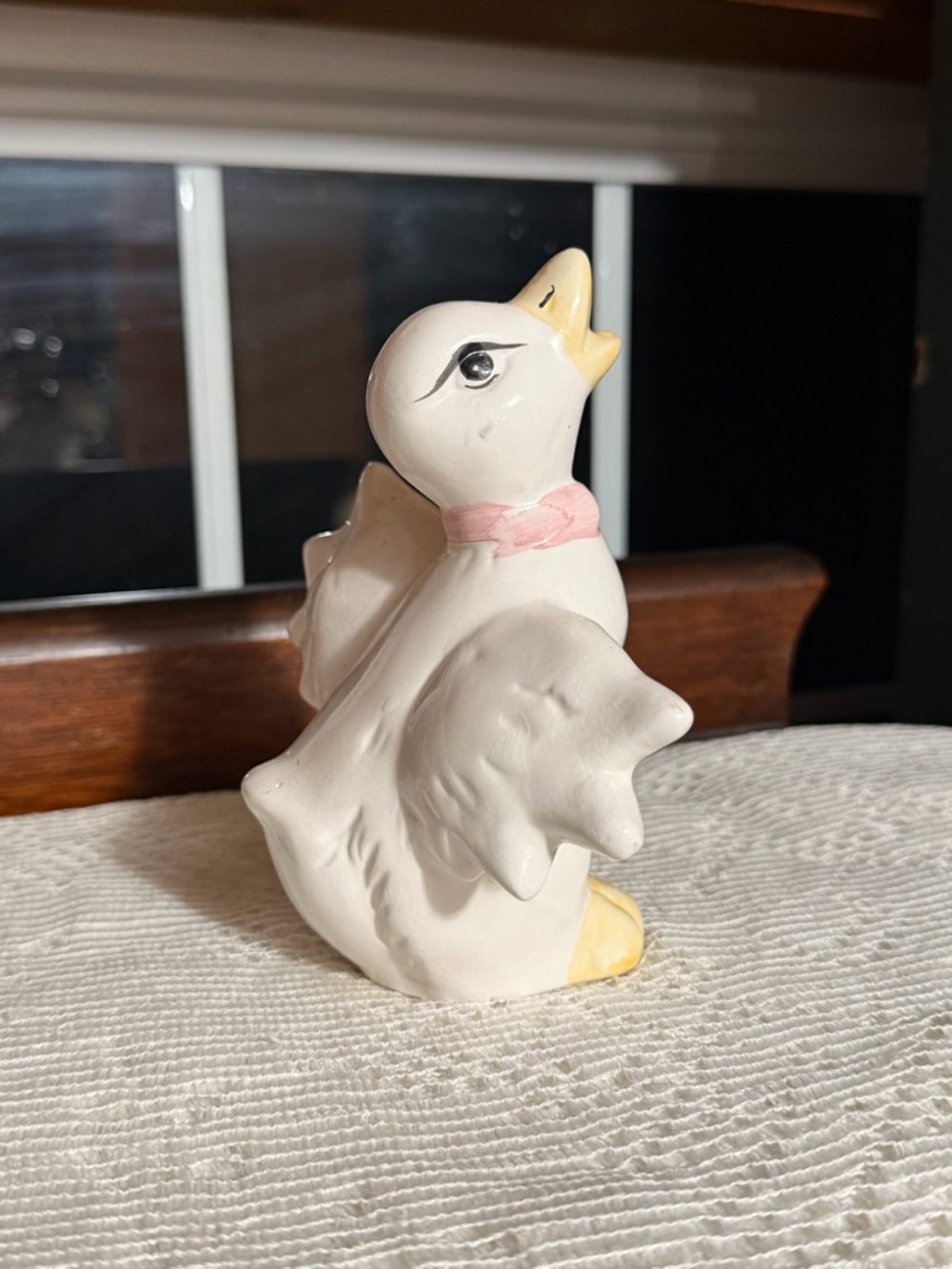 Super cute ceramic vintage duck